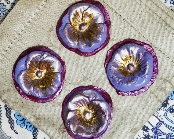 Farmhouse table decorations for home decor and for party purple, lilac wedding decor, purple kitchen decor, floral purple Table Setting
