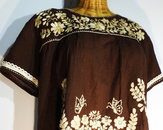 Mexican embroidered blouse top