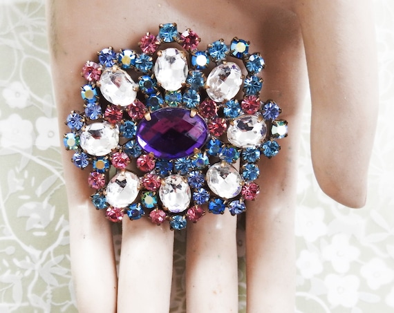 Czech rhinestone brooch pin