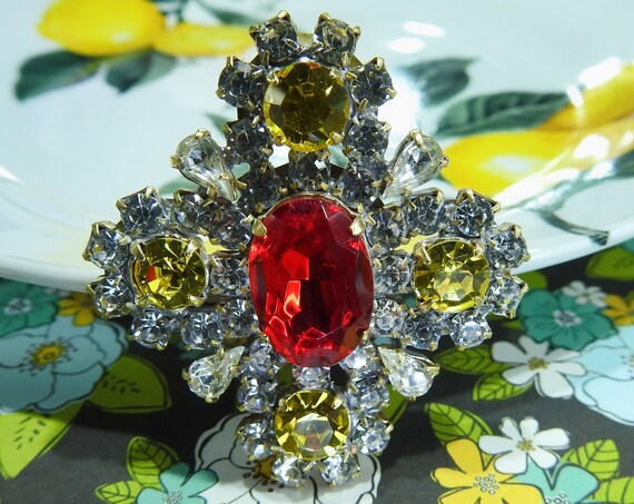 Czech glass fancy button
