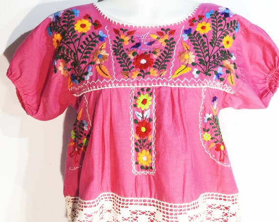 Mexican vintage top and its embroidered boho bag