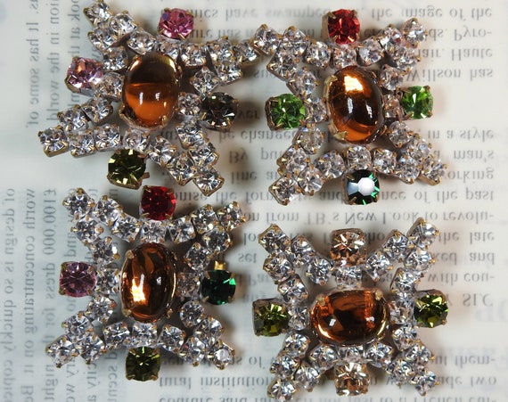 Stylish Czech crystal buttons