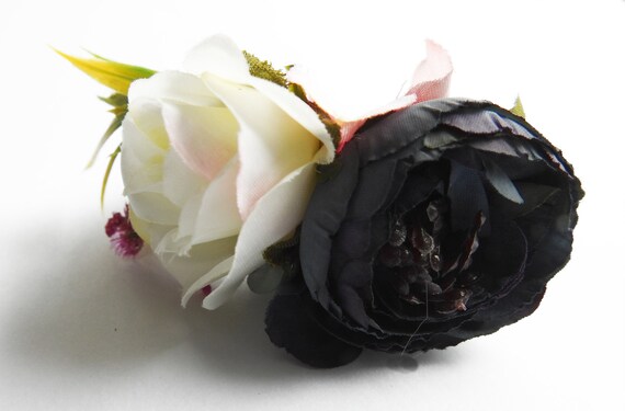 Cute prom corsage