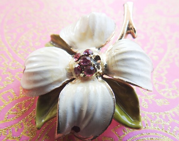 Vintage Brooch flower