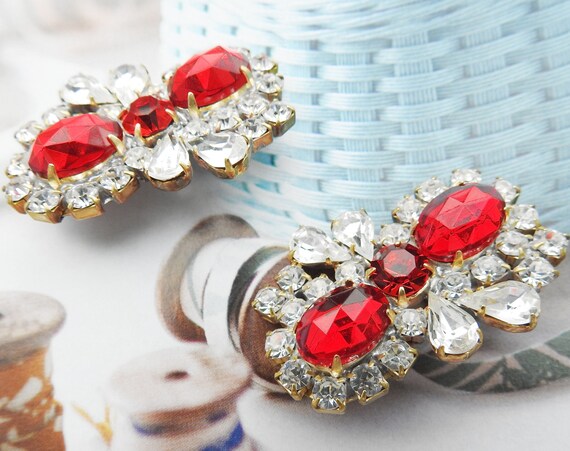 Antique style glass buttons