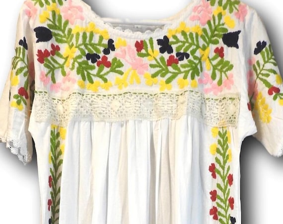 Mexican style flowy maxi dress.