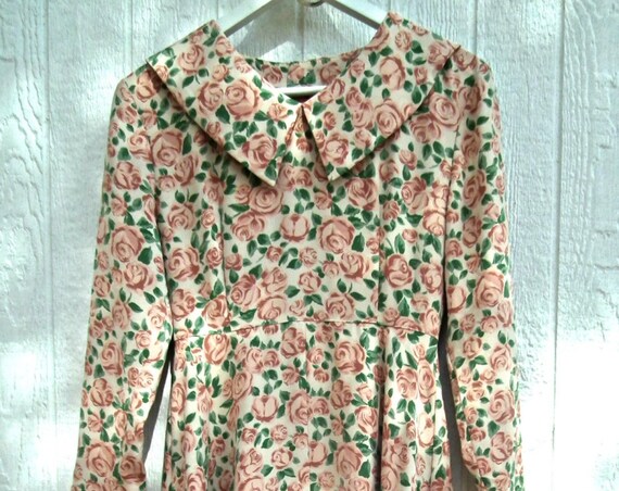 Shabby chic moss green dress for woman with a green and blush vintage floral style.