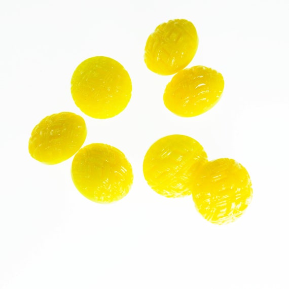 Vintage yellow buttons