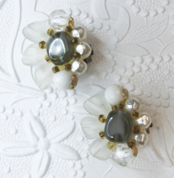 CLIP ON EARRINGS vintage for non pierced ears
