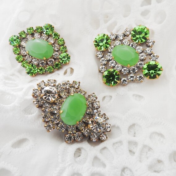 Light green rhinestone buttons