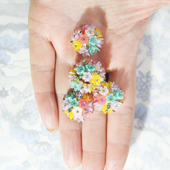 Cute flower buttons