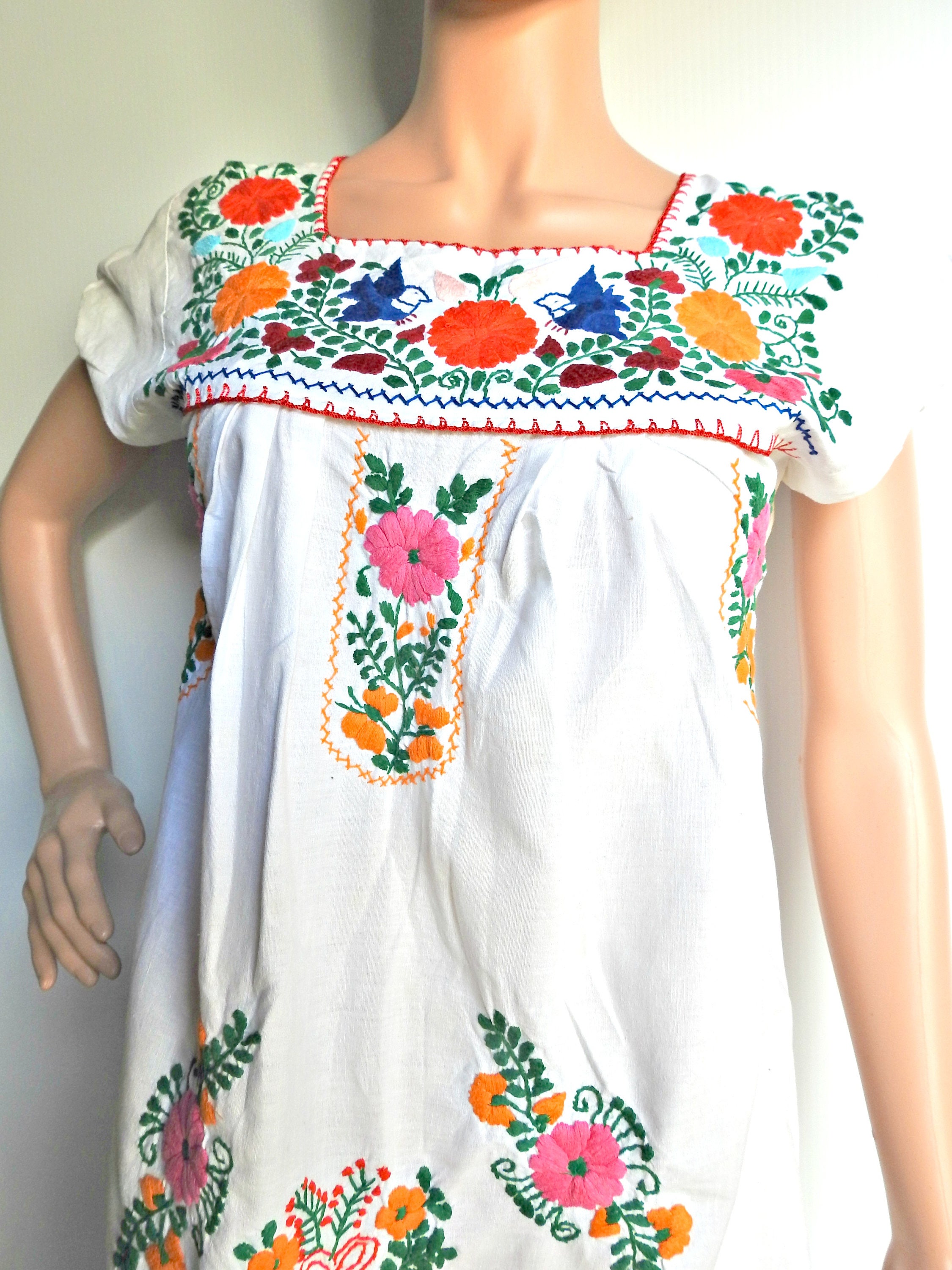 Women's EMBROIDERED MEXICAN peasant dress with flowers
