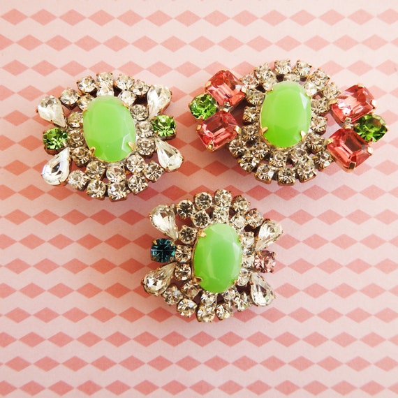 Green rhinestone buttons for jewelry making