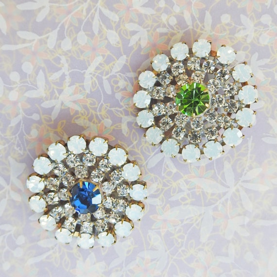 Large round buttons