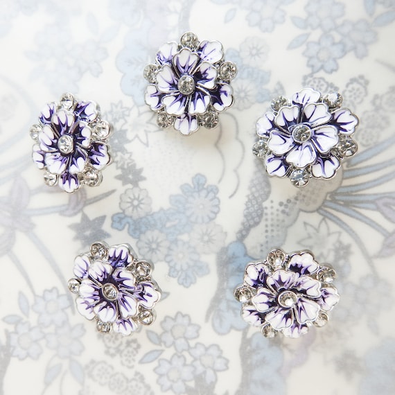 Purple flower buttons with snap-on