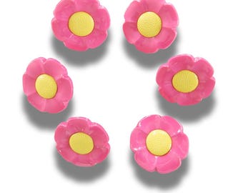 Decorative flower-shaped buttons, pink yellow. Set of 5, shank back, 1 inch, for embellishing tea towels, tote bags, hair accessories, etc