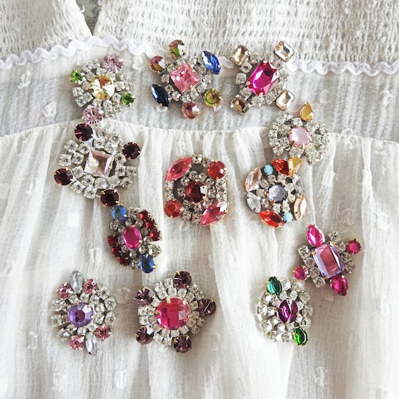 Pink vintage rhinestone buttons for clothing
