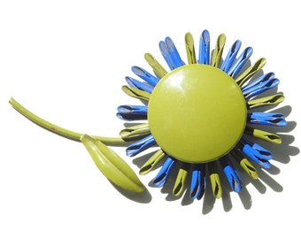 Vintage Mod 1960s Enamel Daisy Brooch - Royal Blue and Khaki Green Flower Pin, Gold-Toned Stem, Retro Mod Jewelry, Unique Gift for Her