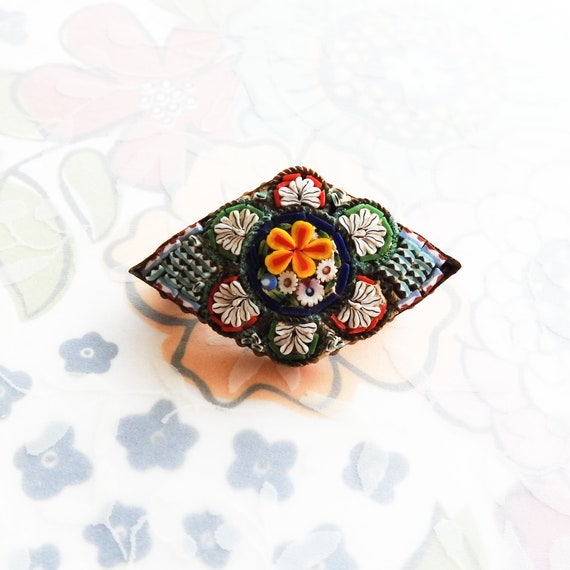Mosaic pin