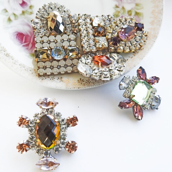Czech glass beads and buttons jewelry