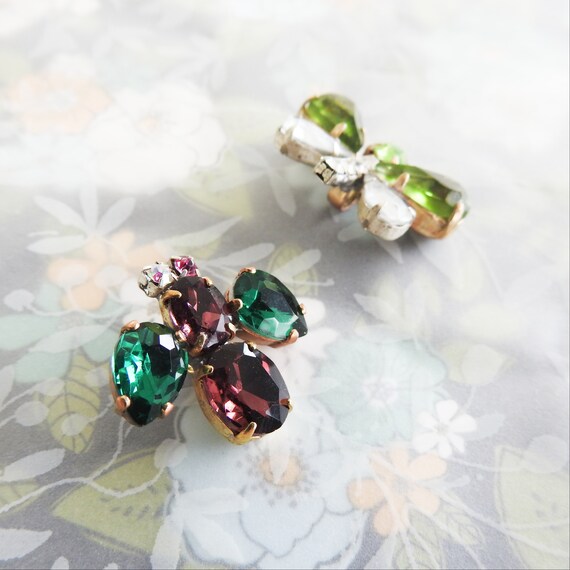 Vintage bee charm