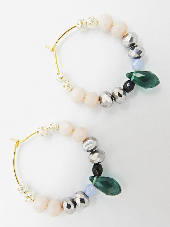 Hoop earrings with beads