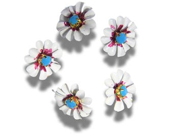 Daisy flower-shaped buttons! Hand-painted with a cute blue rhinestone center. For crafting, sewing, fashion, wedding decor. Set of 5, 13 mm