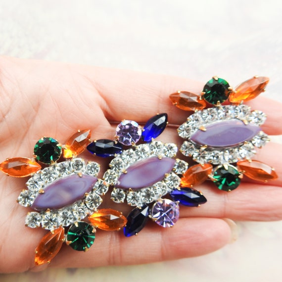 Unique fancy buttons for jewelry clasps