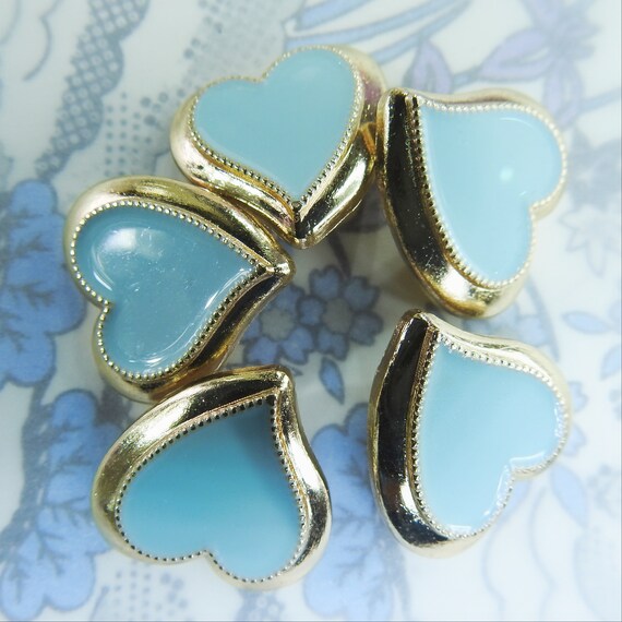 Heart buttons for jewelry making