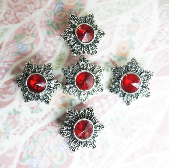Snowflake snap buttons for jewelry, jacket, embellishing winter snow clothes, making snow flake pin jewelry or as silver red embellishments