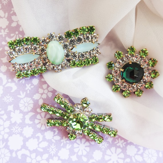 Green rhinestone buttons for jewellery making