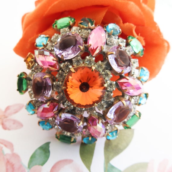 Purple crystal brooch