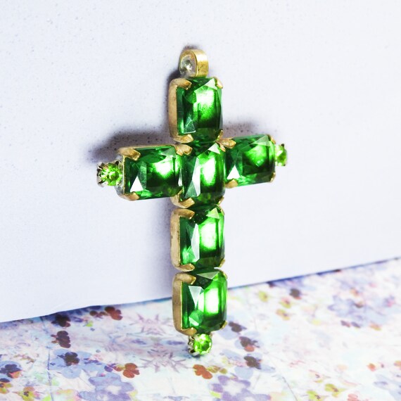 Glass cross pendant