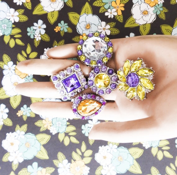 Mauve buttons embellishments
