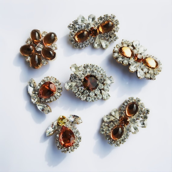 Beautiful glass buttons for jewelry making