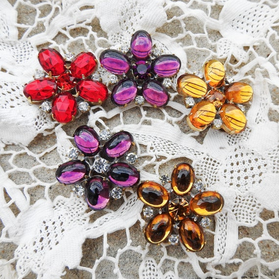 Big floral buttons, unique gifts, large flower buttons, button collecting, clothing buttons 1 inch, fancy glass lot rhinestone diy gift
