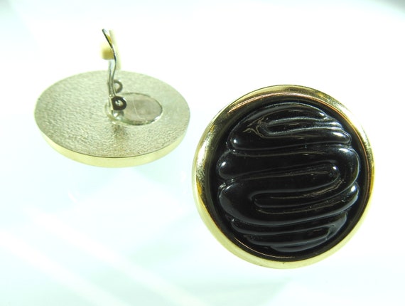 Large button clip on earrings retro style.