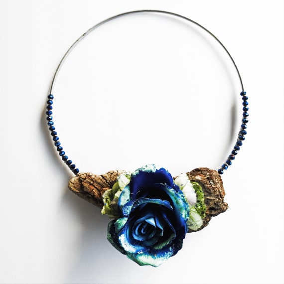 Navy blue wreath with rose flower
