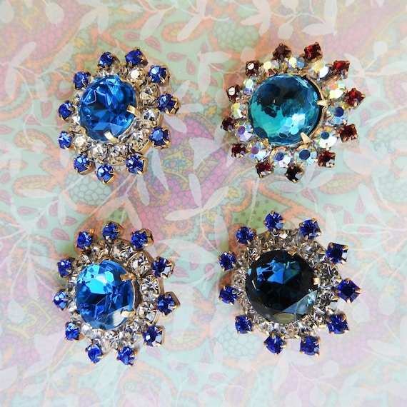 Jewel Buttons blue, jewelry making, creation of clothing, czech glass buttons for sale, unusual cabochon in setting collection of button