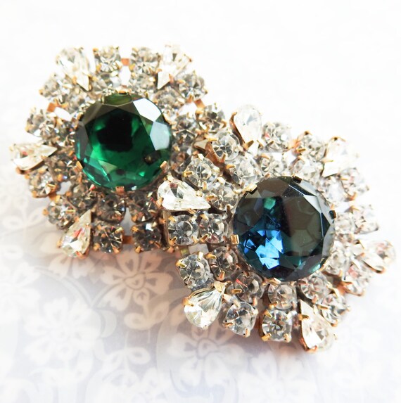 Green glass buttons for sewing lovers