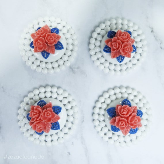 Vintage style cabochons