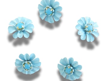 Blue daisy-shaped buttons for summer crafts & jewelry. Add floral flair to sundresses, hats or totes. Set of 5, 13mm, shank back