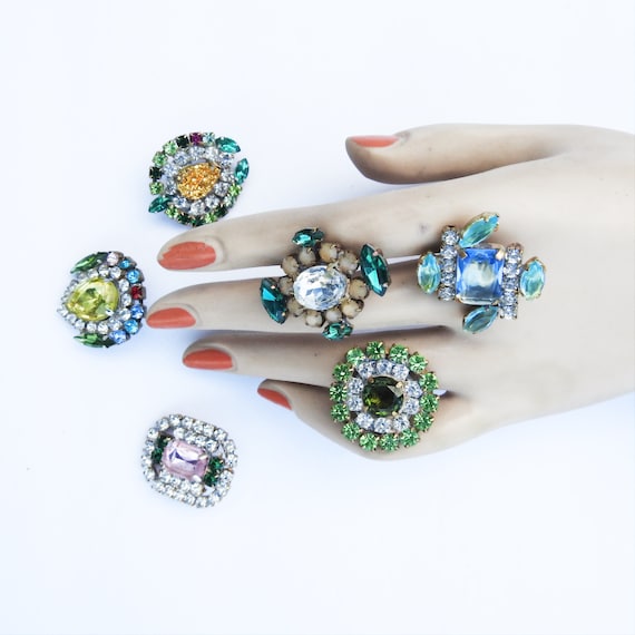 Big rhinestone buttons for jewellery making