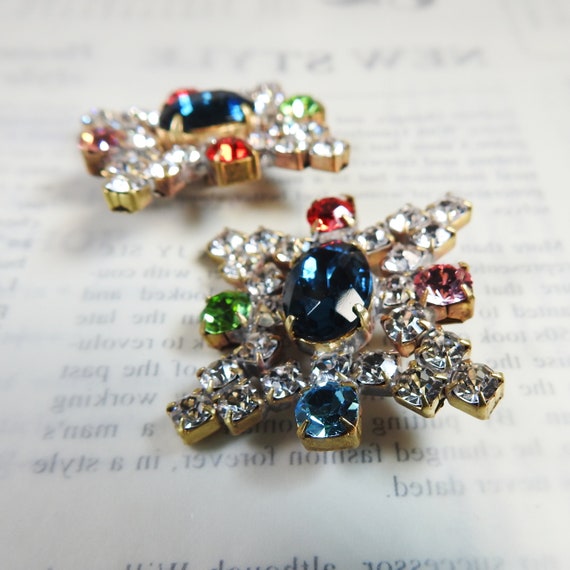 Blue crystal buttons