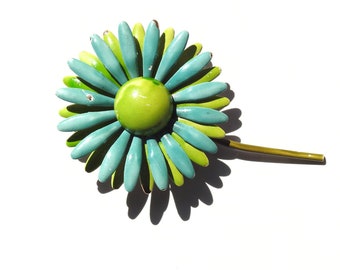 1960s Vintage Green Daisy Enamel Brooch - Retro Blue-Green Flower Pin, Unique  Old-fashioned Gift for Antique Floral Metal Jewelry Lover