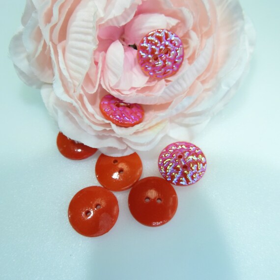 Floral textured vintage buttons