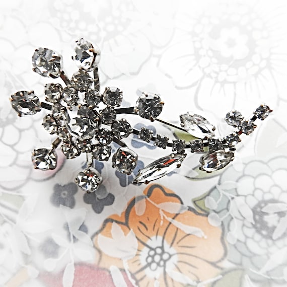 Wedding rhinestone brooch
