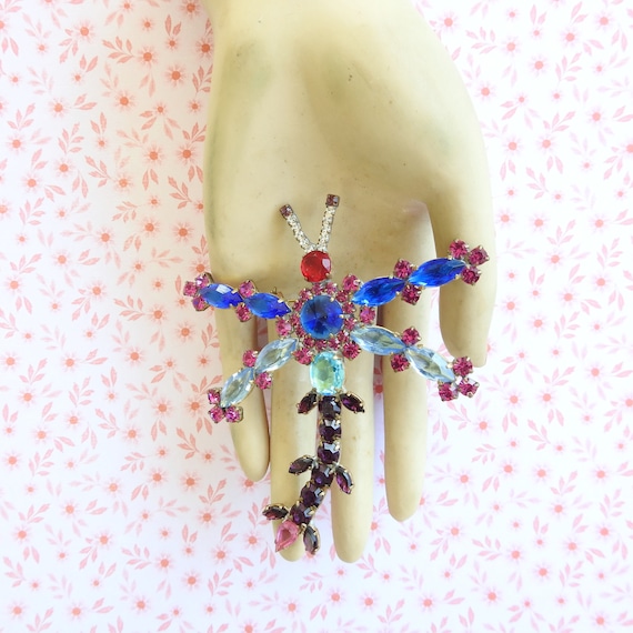 Blue dragonfly pin brooch