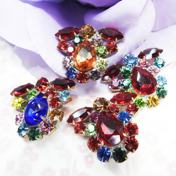 Luxury glass buttons