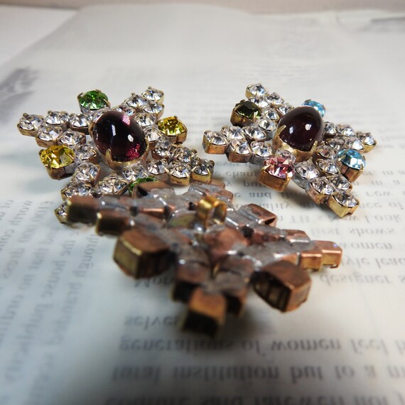Shimmery rhine glass buttons